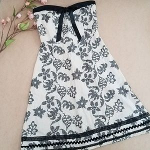 Corey Lynn Calter Dress Embroidered Sz 4
